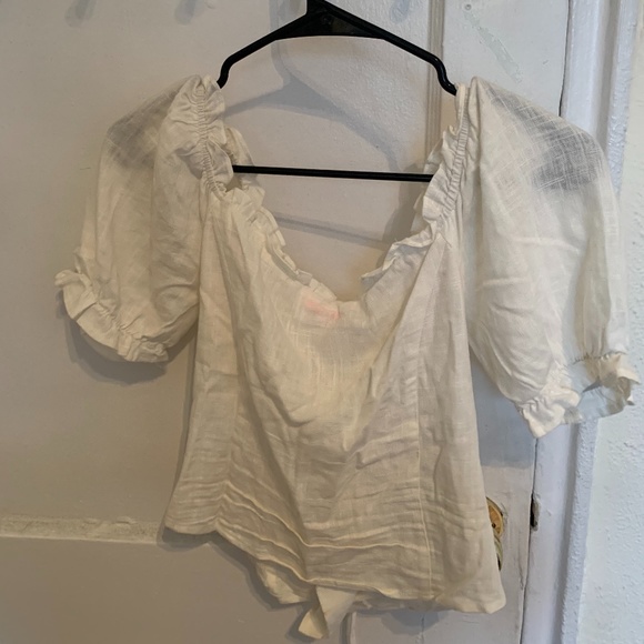 Bloomingdale’s Corset Top with Puff Sleeves - Picture 4 of 5